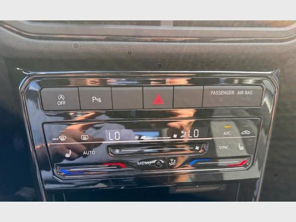 Volkswagen T-Cross (2025) — foto 15 van 29