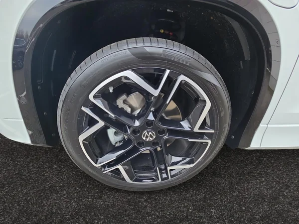 VOLKSWAGEN Tayron (2025) — foto 15 van 23