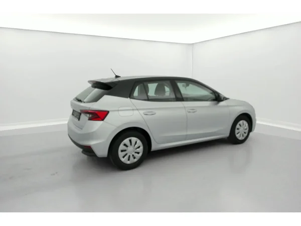 SKODA Fabia (2022) — foto 32 van 36