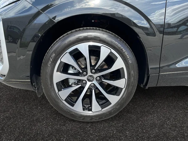 AUDI Q3 Sportback (2026) — foto 8 van 12