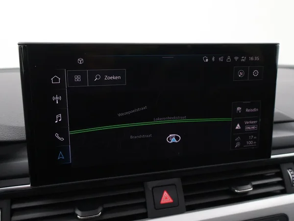 Audi A4 (2024) — foto 10 van 29