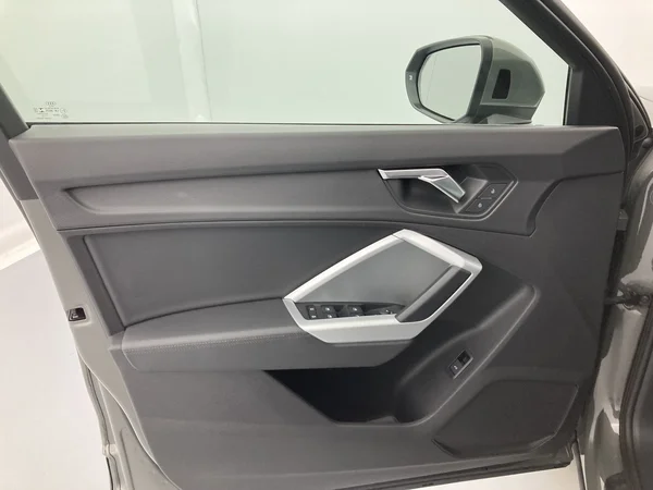 AUDI Q3 (2021) — foto 7 van 36
