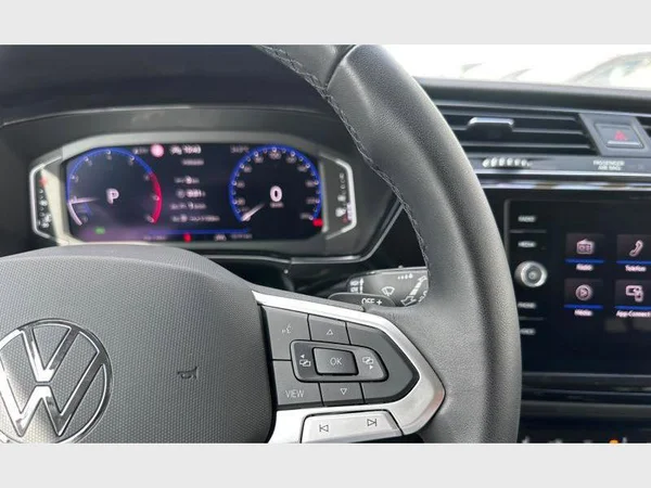 Volkswagen Touran (2024) — foto 17 van 28