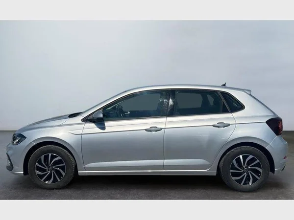 Volkswagen Polo (2023) — foto 18 van 24