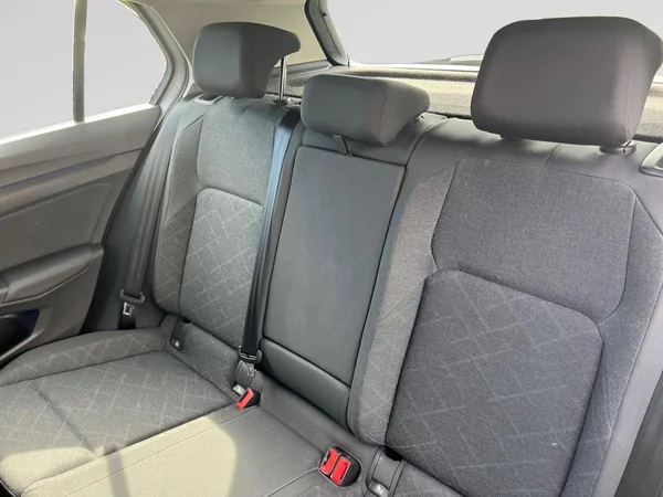 VOLKSWAGEN Golf VIII (2024) — foto 10 van 24