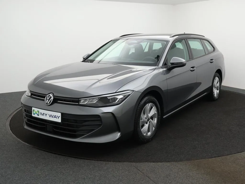 VOLKSWAGEN Passat SW 1122_15399_2024