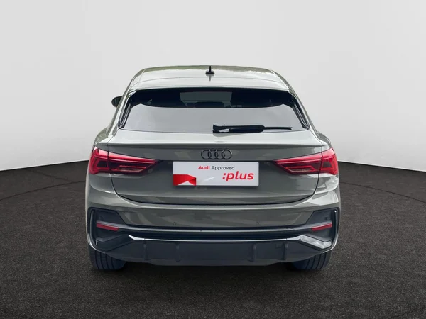 AUDI Q3 Sportback (2024) — foto 13 van 21
