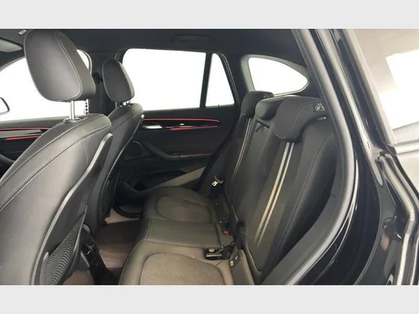 BMW X1 (2022) — foto 17 van 25