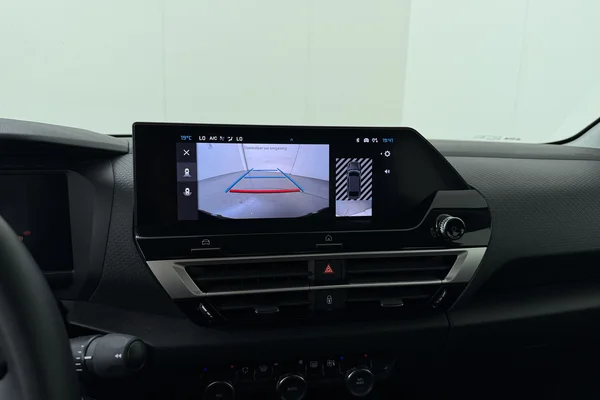 Citroen E-C4 X (2025) — foto 5 van 17