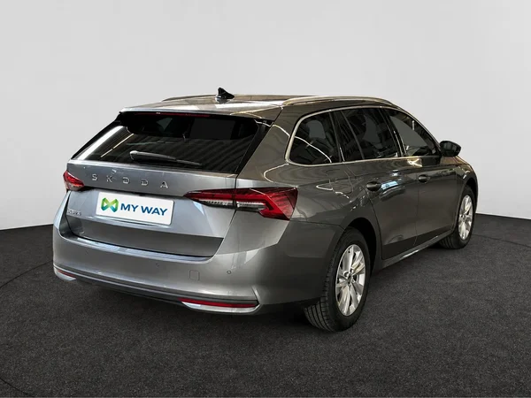 SKODA Octavia Combi (2025) — foto 15 van 24