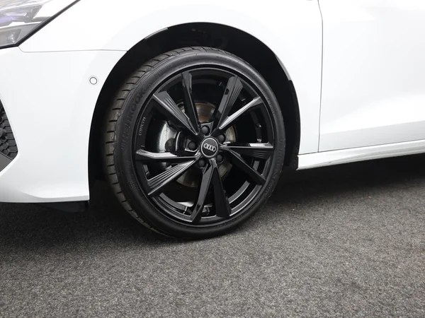 AUDI A3 Sedan Dsl (2025) — foto 3 van 22