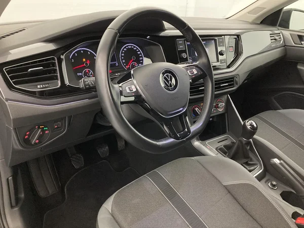 VOLKSWAGEN Polo (2021) — foto 7 van 36