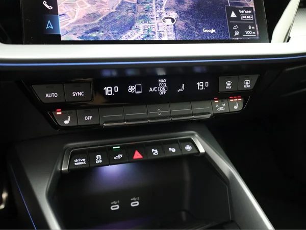 AUDI A3 Sportback PHEV (2025) — foto 14 van 24