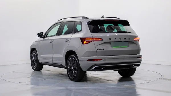 Skoda Karoq (2022) — foto 23 van 49