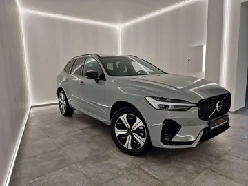 Volvo XC60 a443256f-3258-41f3-9b48-04b585693c5c
