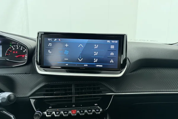 Peugeot 2008 (2025) — foto 3 van 17