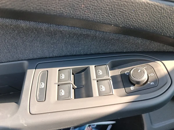 VOLKSWAGEN Golf VIII (2024) — foto 9 van 24