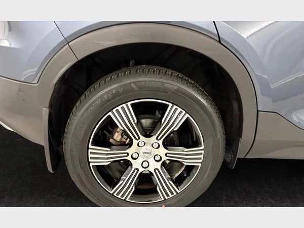 Volvo XC40 (2020) — foto 20 van 27