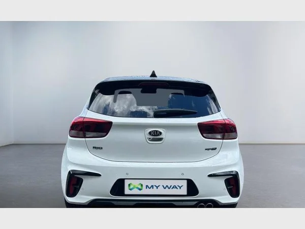 Kia RIO (2020) — foto 24 van 29
