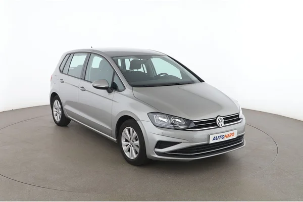 Volkswagen Golf (2020) — foto 14 van 16