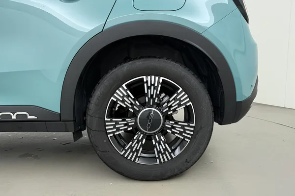 Fiat 600 (2025) — foto 16 van 19