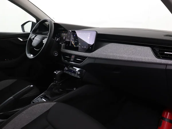 SKODA Scala (2025) — foto 10 van 18