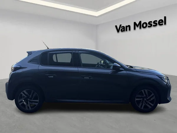 Peugeot 208 (2022) — foto 13 van 17