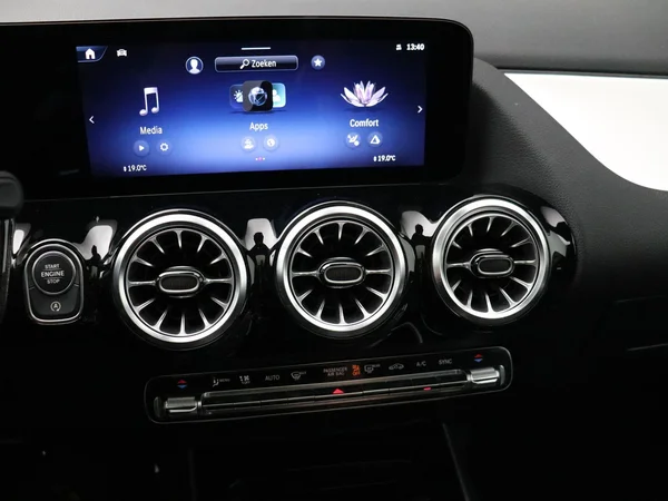 Mercedes-Benz B-Klasse (2023) — foto 10 van 32