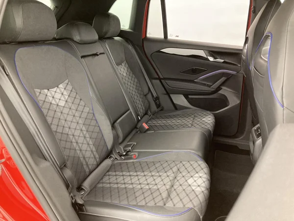 VOLKSWAGEN Tiguan Dsl (2024) — foto 28 van 36