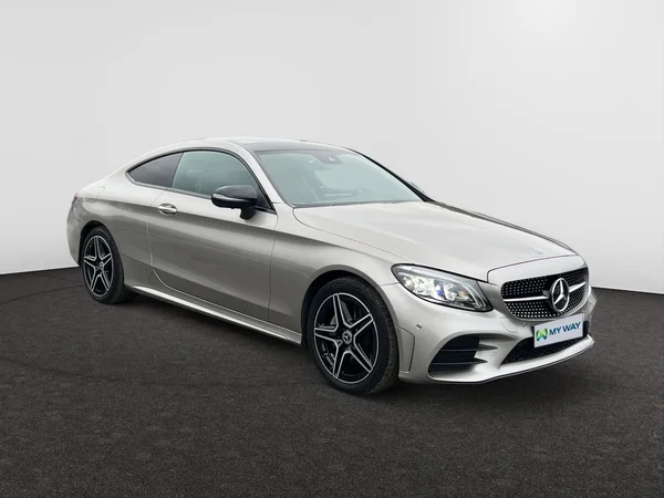 MERCEDES-BENZ Coupe C (2021) — foto 20 van 23