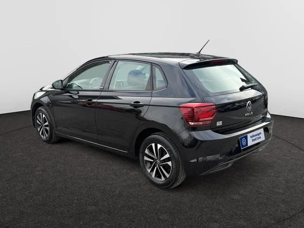 VOLKSWAGEN Polo (2021) — foto 6 van 13