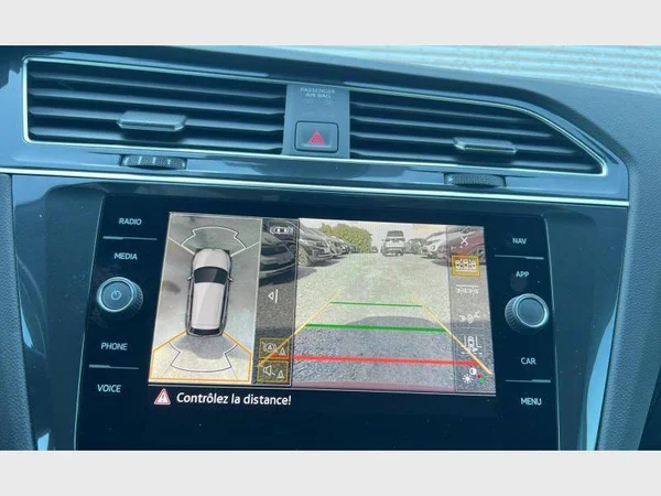 Volkswagen Tiguan (2022) — foto 13 van 26