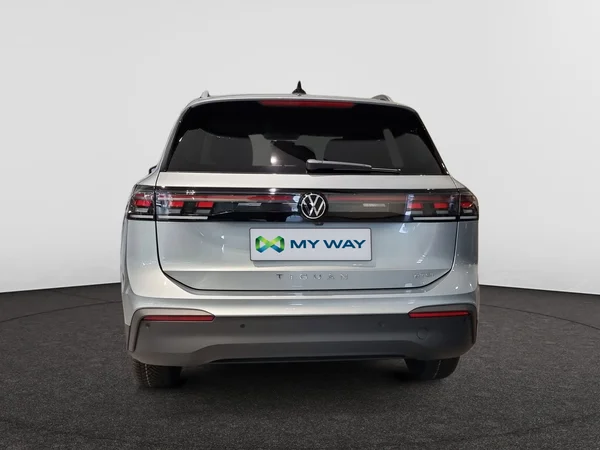 VOLKSWAGEN Tiguan (2026) — foto 11 van 15