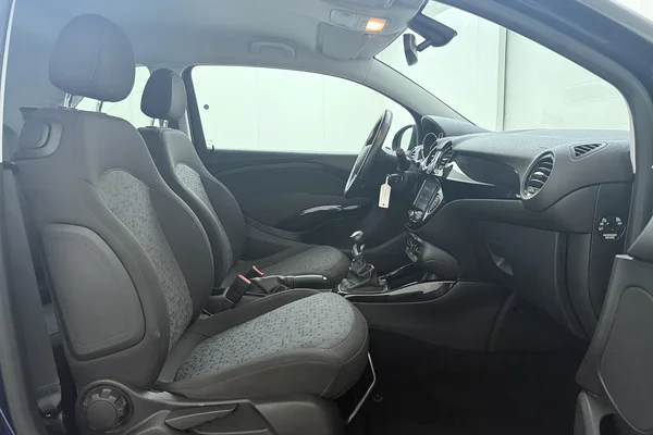 Opel Adam (2019) — foto 24 van 26