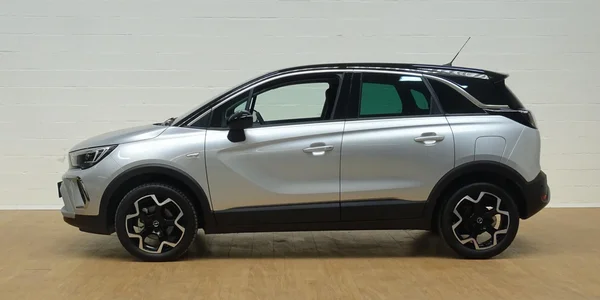 Opel Crossland (2023) — foto 21 van 25