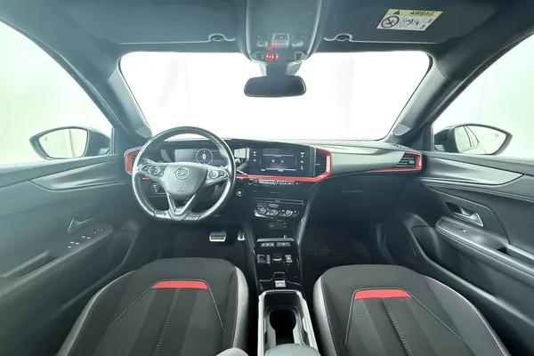 Opel Mokka (2022) — foto 22 van 22
