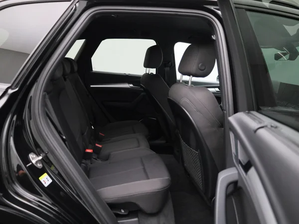 Audi Q5 (2024) — foto 35 van 46