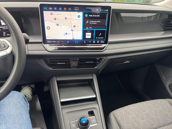 VOLKSWAGEN Tayron (2025) — foto 3 van 24