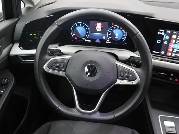 VOLKSWAGEN Golf VIII SW (2022) — foto 6 van 25