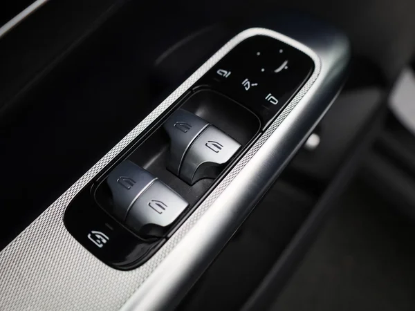 Mercedes-Benz GLC (2025) — foto 29 van 49