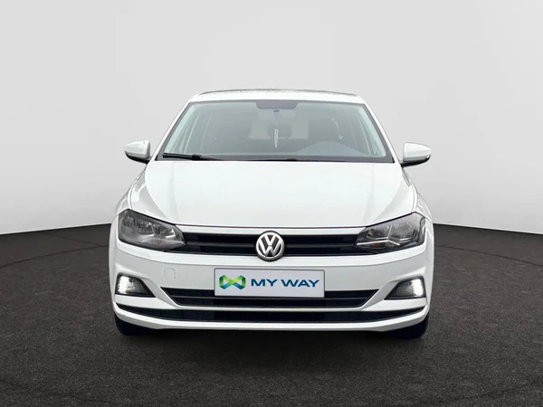 VOLKSWAGEN Polo (2017) — foto 12 van 18