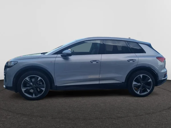 AUDI Q4 e-tron (2025) — foto 12 van 24