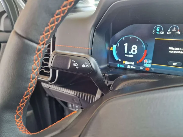 Ford Ranger — foto 6 van 15