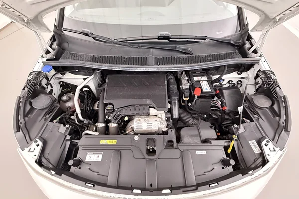 Peugeot 3008 (2020) — foto 2 van 28