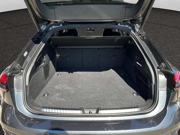 AUDI A6 Avant e-hybrid (PHEV) (2026) — foto 8 van 23