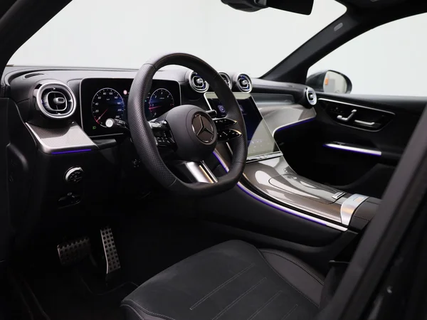 Mercedes-Benz GLC (2025) — foto 29 van 45