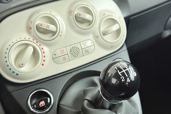 Fiat 500 (2023) — foto 6 van 26