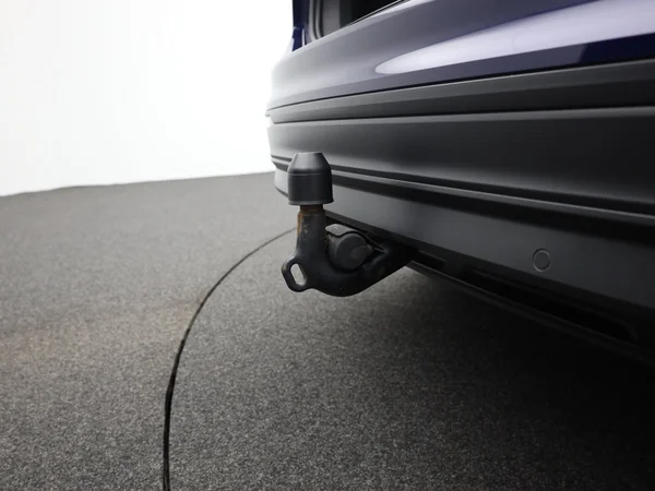VOLKSWAGEN Tiguan (2020) — foto 8 van 25