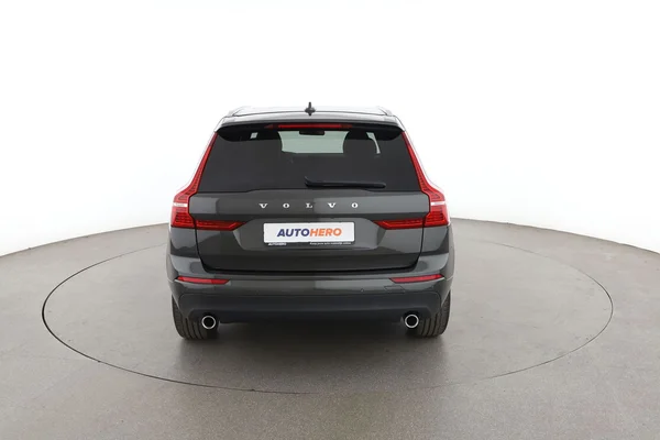 Volvo XC60 (2019) — foto 11 van 16
