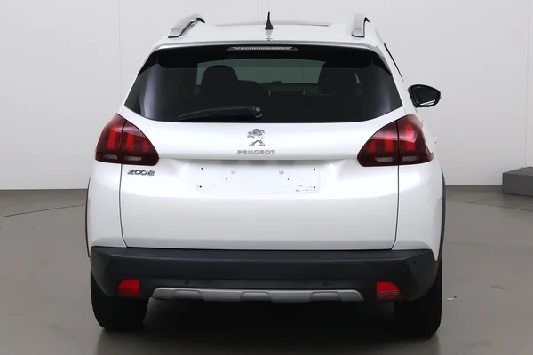 Peugeot 2008 (2019) — foto 19 van 24
